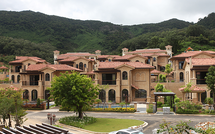 Multiple Color Barrel Clay Roof Tiles