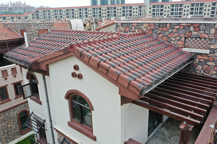 Fashionable Multiple Color Luka Roof Tile