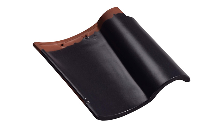 Is it Safe to Walk On a Clay Tile Roof ？