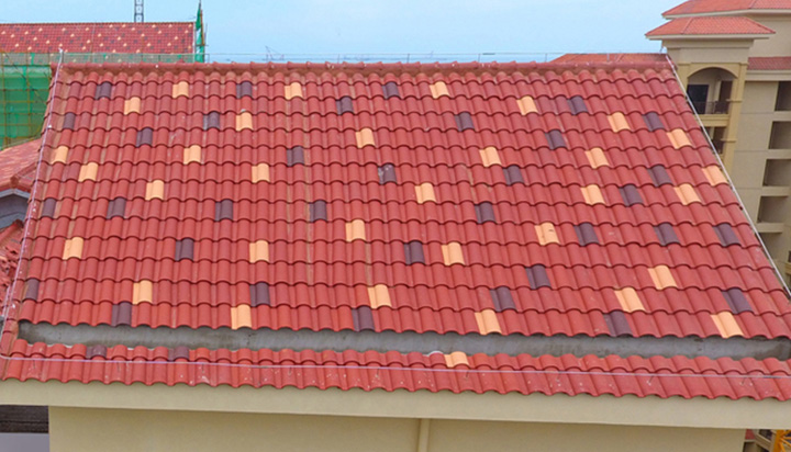 What method is used to lay tiles for a tiled house?