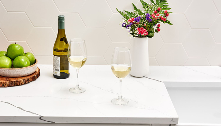 What is quartz stone countertop ？