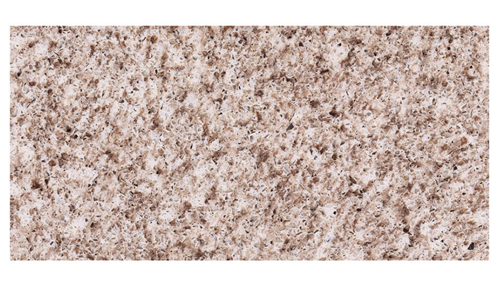 Which is the better difference between monochrome and bicolor quartz?