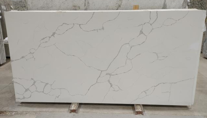 What are the uses and characteristics of quartz slab?