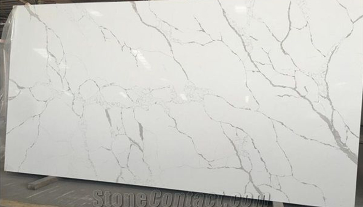 What decorative style is Calacatta quartz stone slab suitable for?
