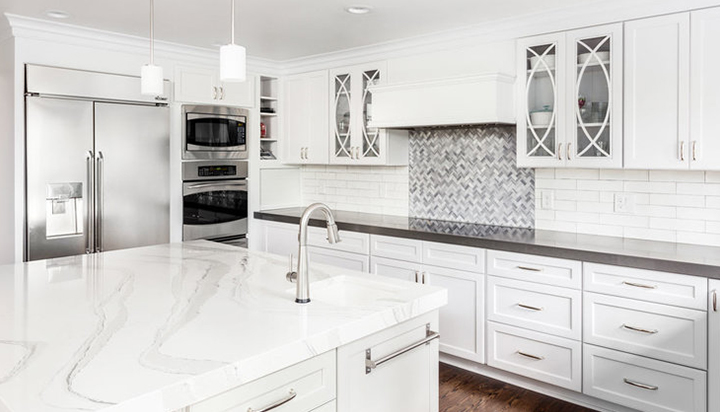 What are the color matching suggestions for Calacatta quartz stone slab?