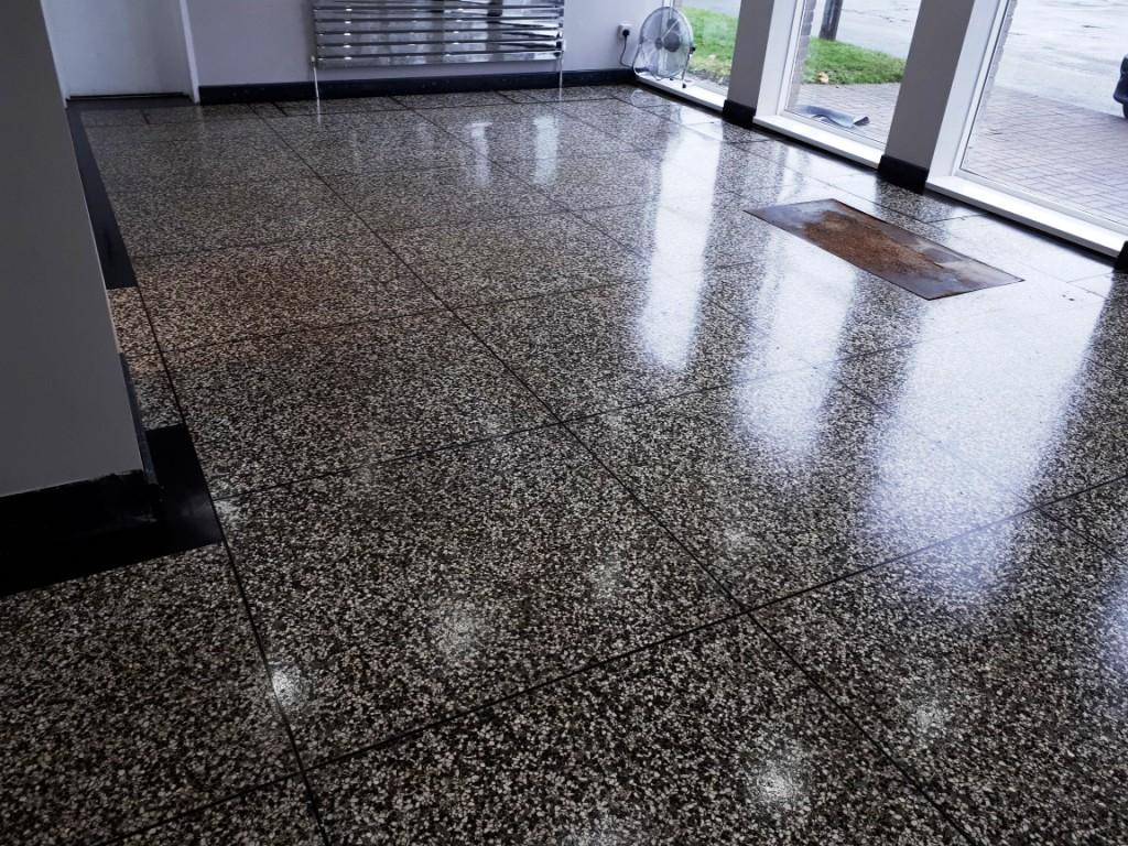 Is terrazzo stone flooring suitable for floor heating systems?