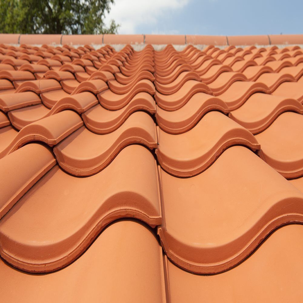 How to distinguish clay roof tiles from concrete roof tiles?