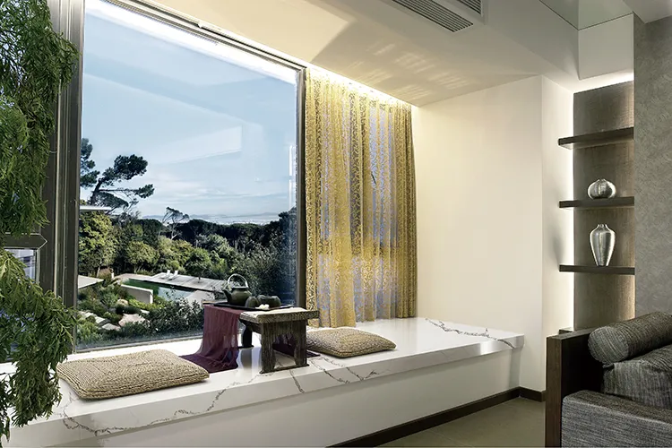 How far can a 2CM quartz countertop span without support?