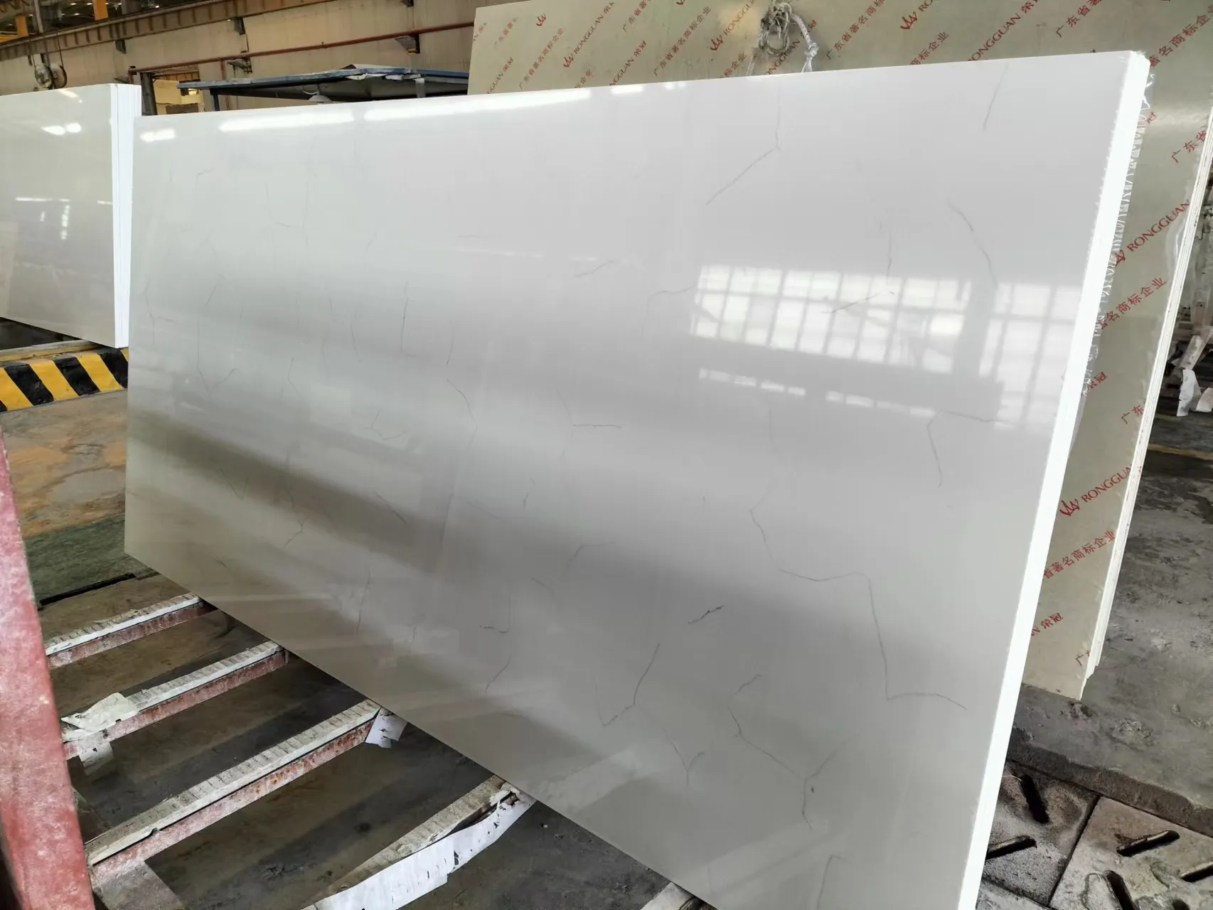 2CM quartz countertop