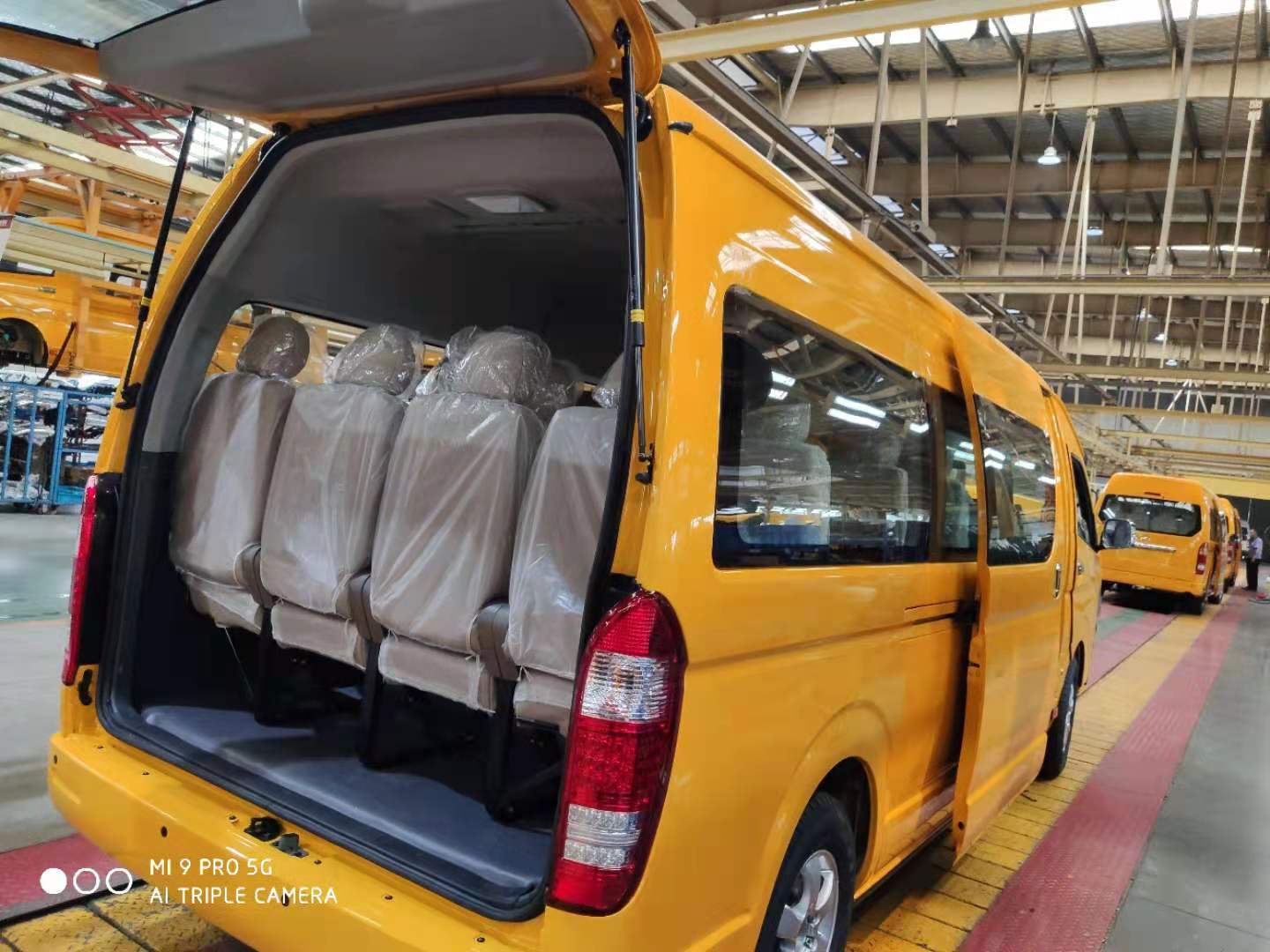 Good Quality Zero Emission Express Delivery Electric Van For Logistics