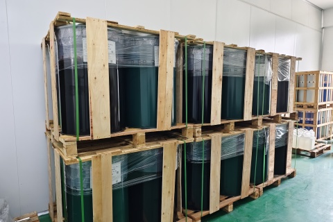 Caucho de silicona frente a EPDM en accesorios para cables: una comparación exhaustiva de materiales