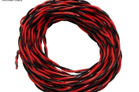 ¿Qué sucede cuando un cable se dobla demasiado? – Explicación del radio de curvatura mínimo.