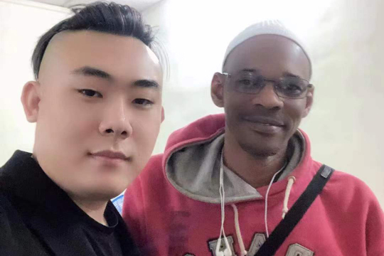 عکس دسته جمعی خریداران خارجی