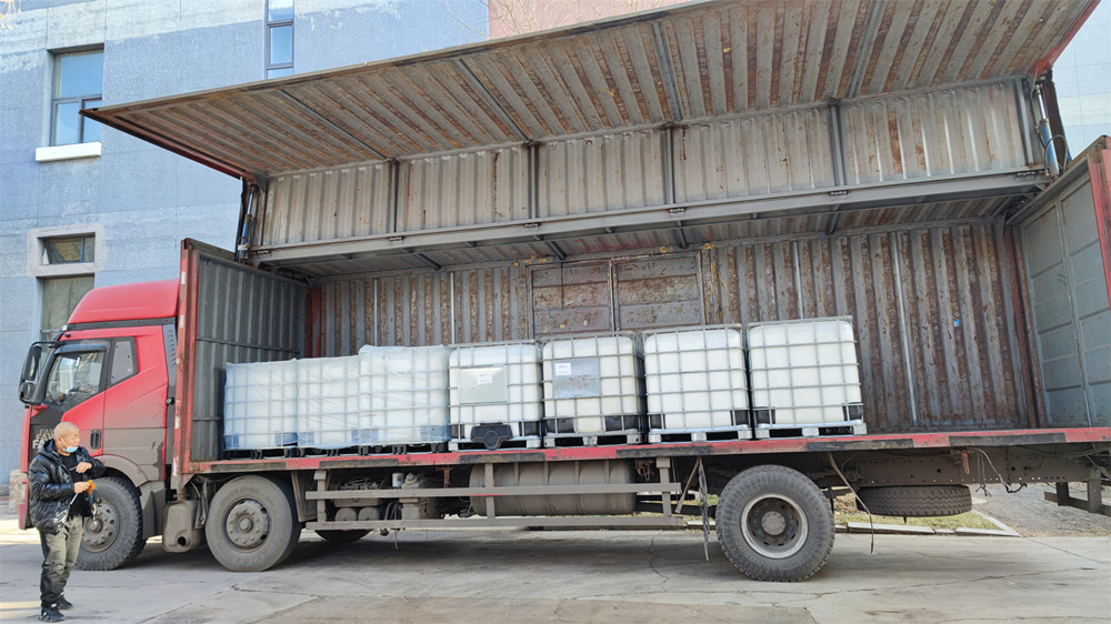 rise chemical defoamer loading.jpg