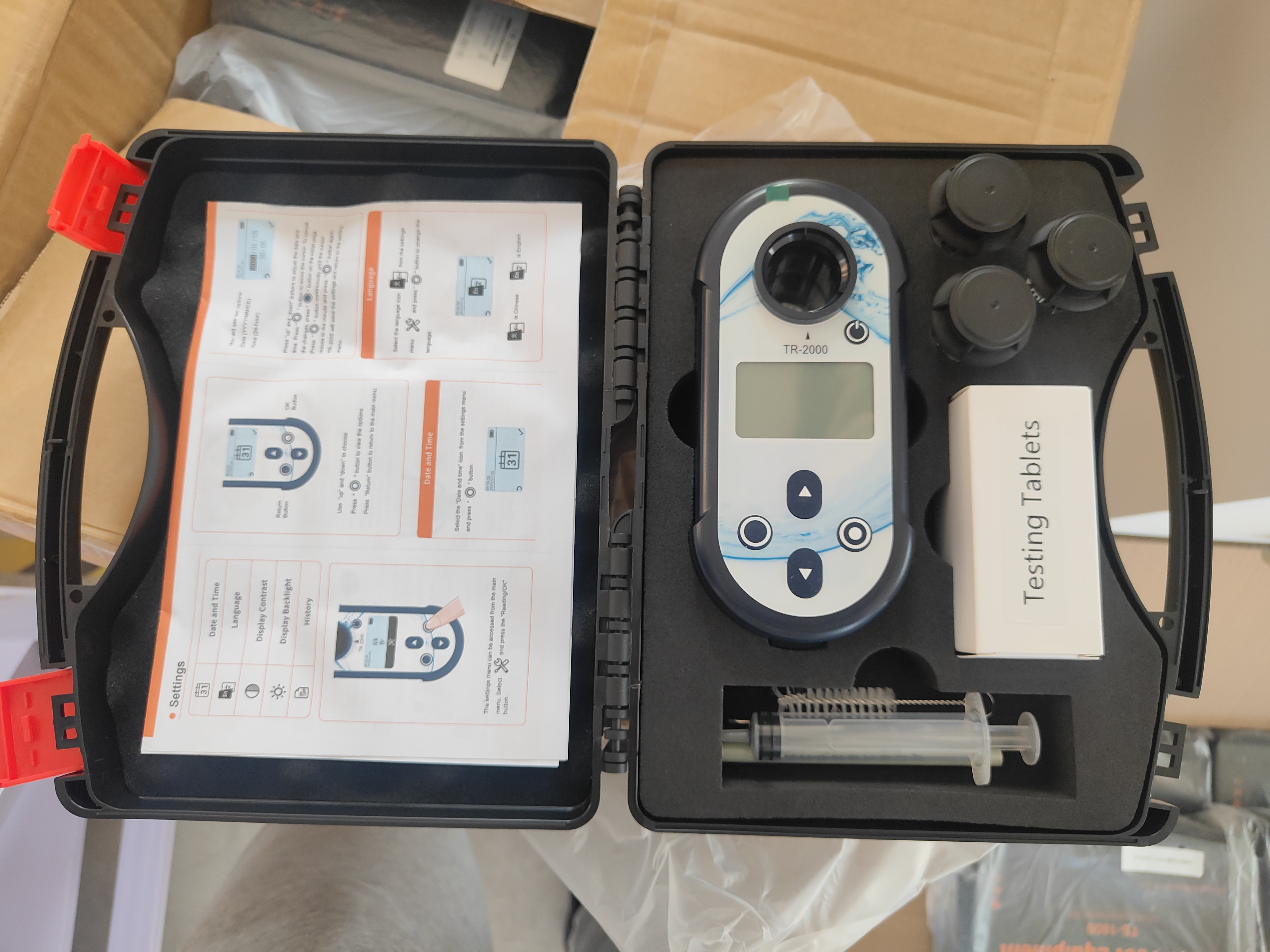 Portable Digital Water Test Equipment TR-2000 Multiparameter Analyzer for FCL, TCL, PH, CyA AA Battery & 10ml Sampling