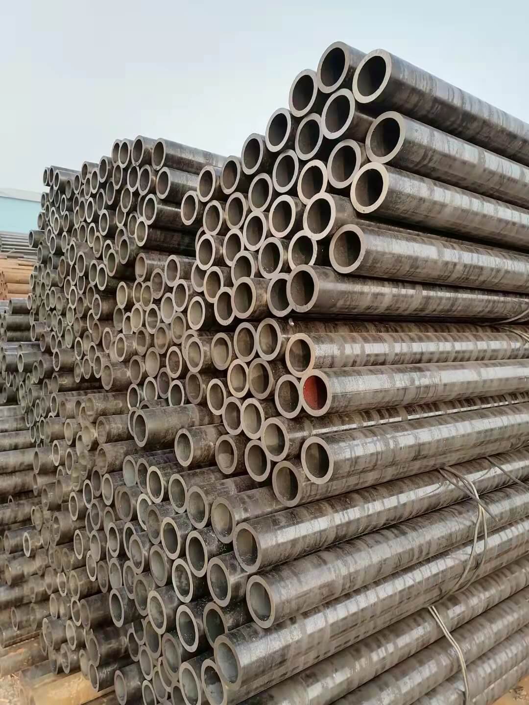 ASTM A334-1.6 Steel Pipe