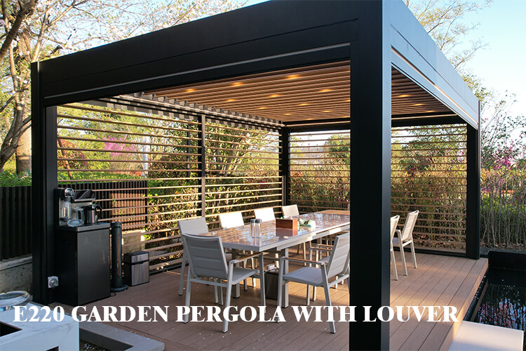 Pergola de luxe avec structure à persiennes électriques