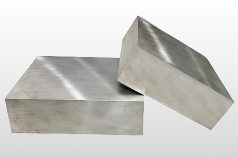 Кои са основните елементи на йона от формована стомана?