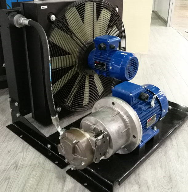 Axial flow fan