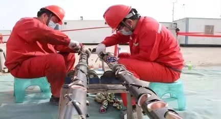 Инструменты для воздействия на скважину