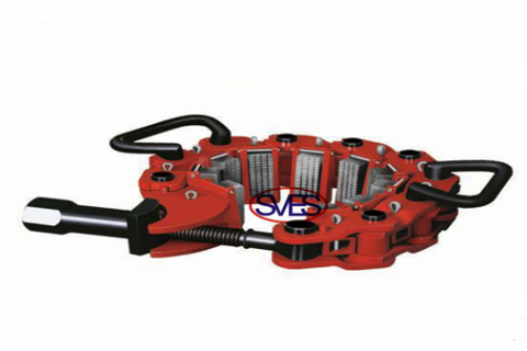 Las abrazaderas de seguridad son una de las medidas de protección que evitan que partes del aparato de perforación caigan por el orificio de perforación o el pozo.