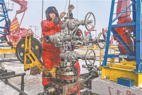 Precisión en la perforación: el compromiso de SVES Oilfield Supply Co., Ltd con la precisión en el sitio de la plataforma con herramientas de perforación