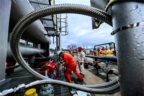 SVES Oilfield Supply Co., Ltd. moderniza las válvulas de los yacimientos petrolíferos para 