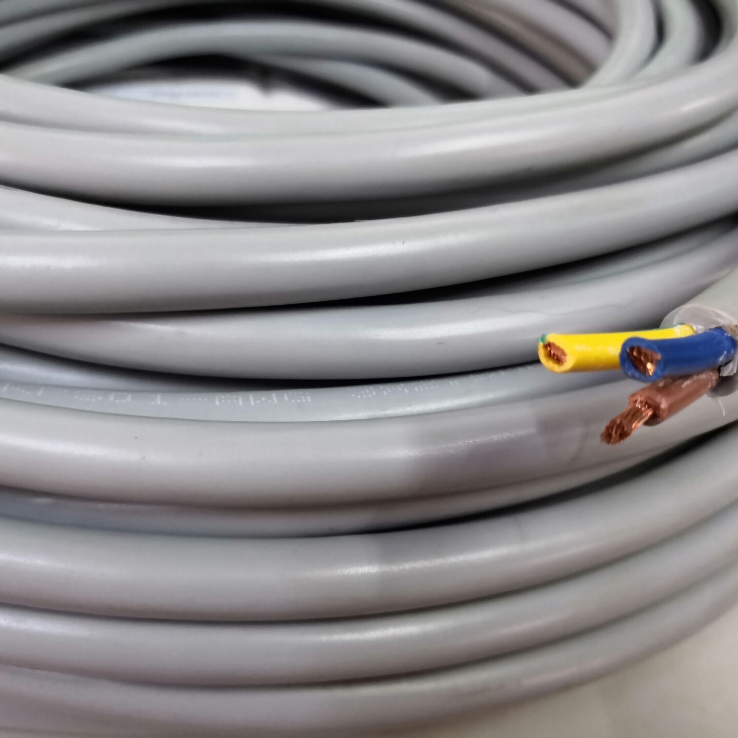 Comprar Cable gris 300/500V 450/750V, Cable gris 300/500V 450/750V Precios, Cable gris 300/500V 450/750V Marcas, Cable gris 300/500V 450/750V Fabricante, Cable gris 300/500V 450/750V Citas, Cable gris 300/500V 450/750V Empresa.