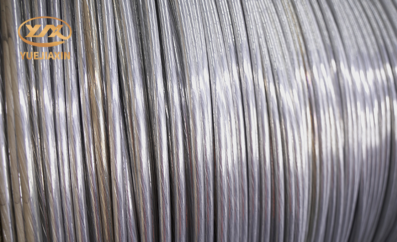 Copper core wires and aluminum core wires