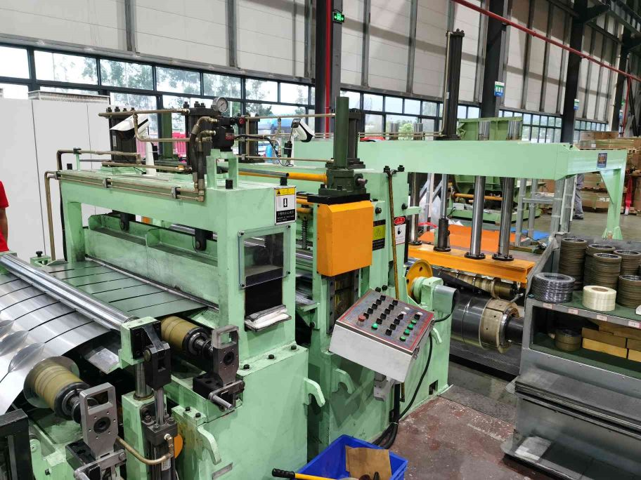 steel slitting machine