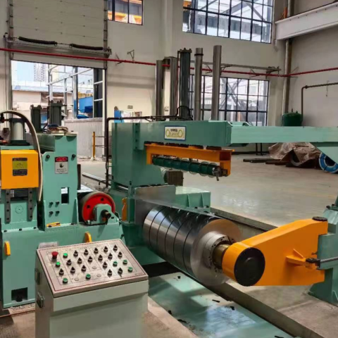 Machine à refendre les bobines en acier inoxydable