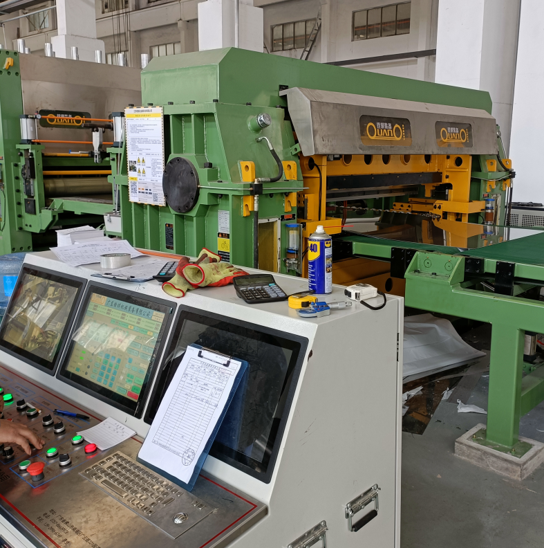 High Accuracy Rotary Shear Line With Slitter