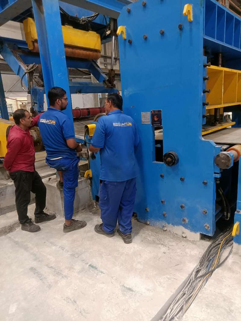 HR slitting machine