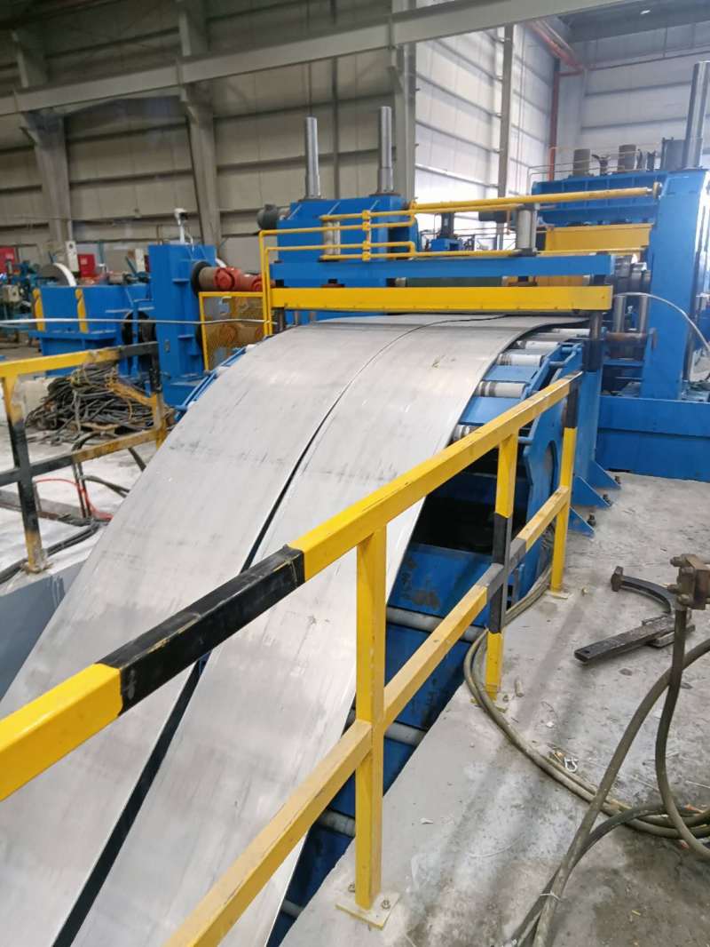 HR slitting machine