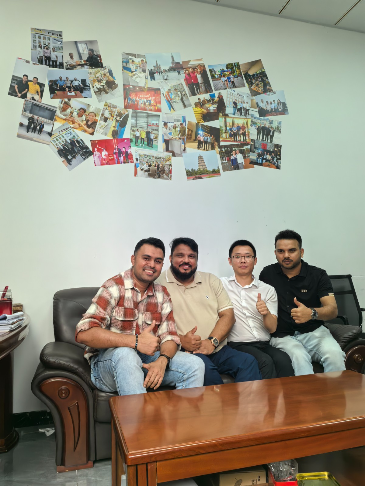 photo-with-customer