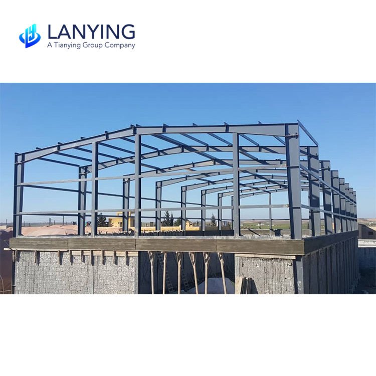 Recrutement de concepteurs de structures en acier à la Dominique