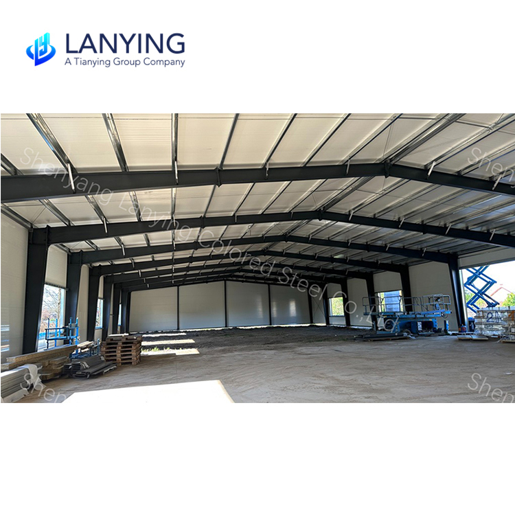 Feedback from customers of Czech steel construction projects