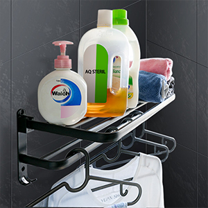 free standing towel rack