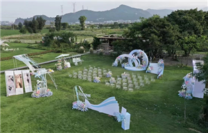 5 façons dont le printemps fournira une belle toile de fond pour votre mariage en plein air