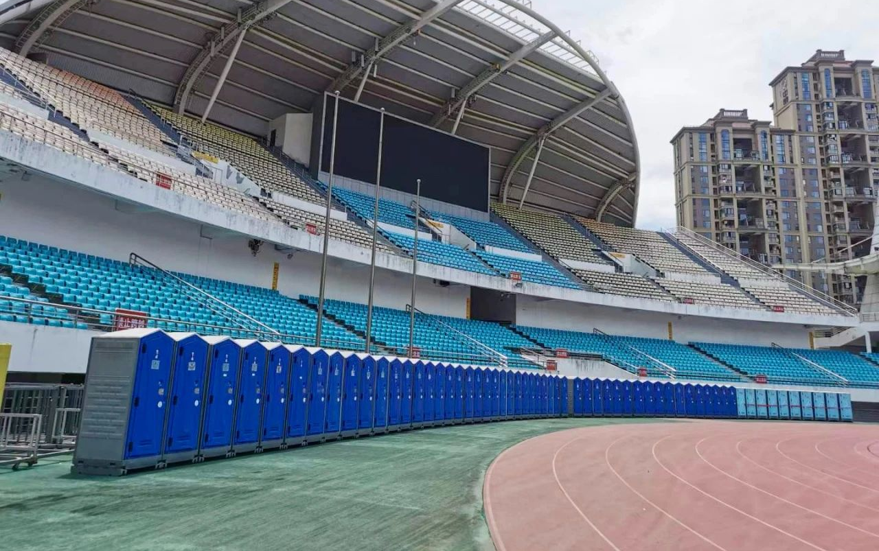 plastic portable toilets