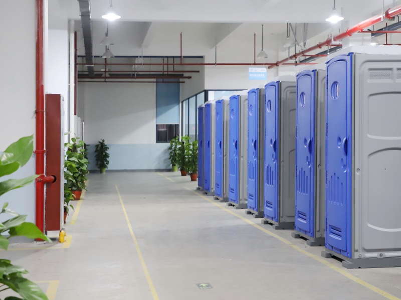 Paano pumunta sa banyo ang mga taong naka-wheelchair?