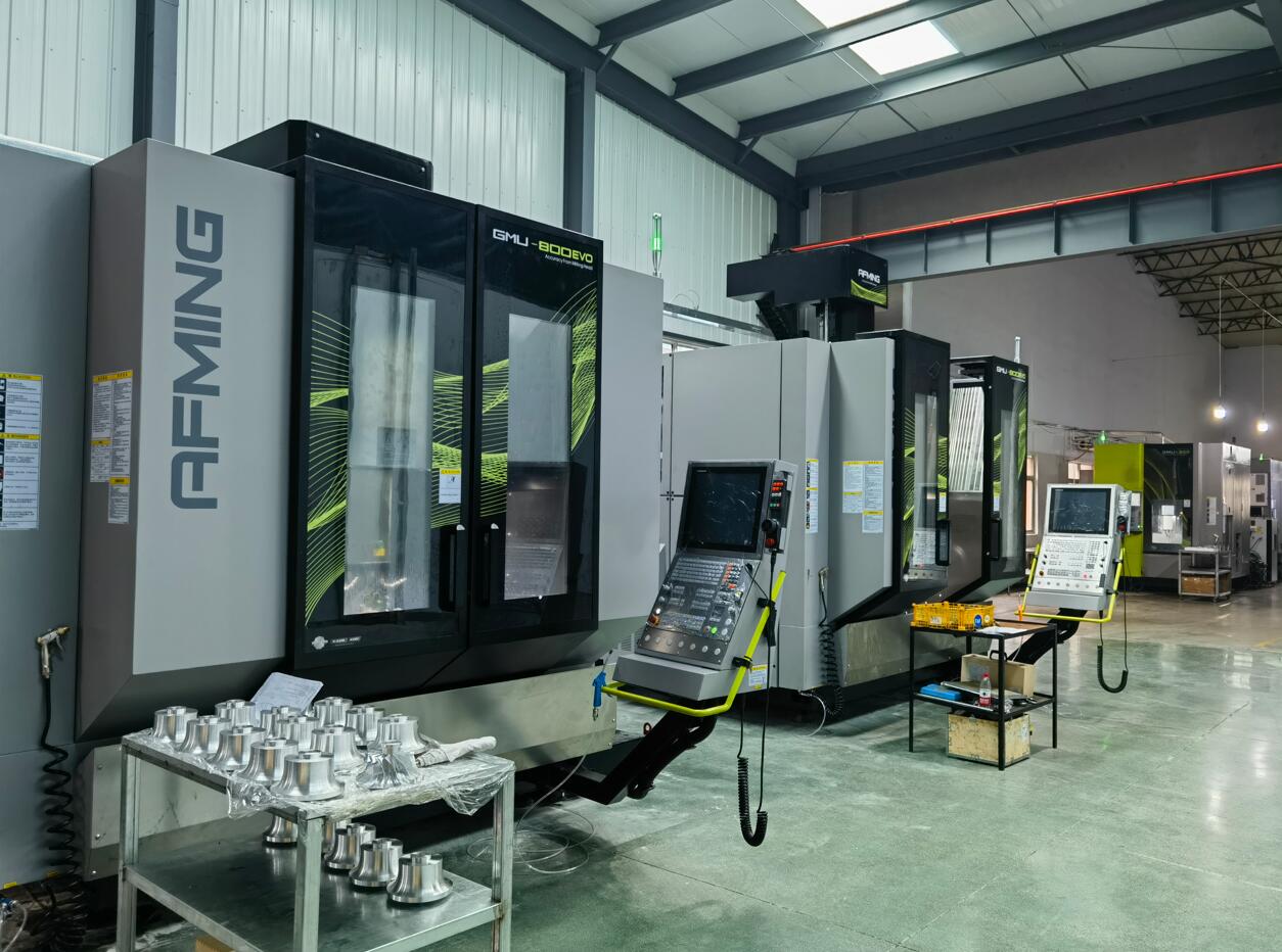 Centre d'usinage CNC 5 axes