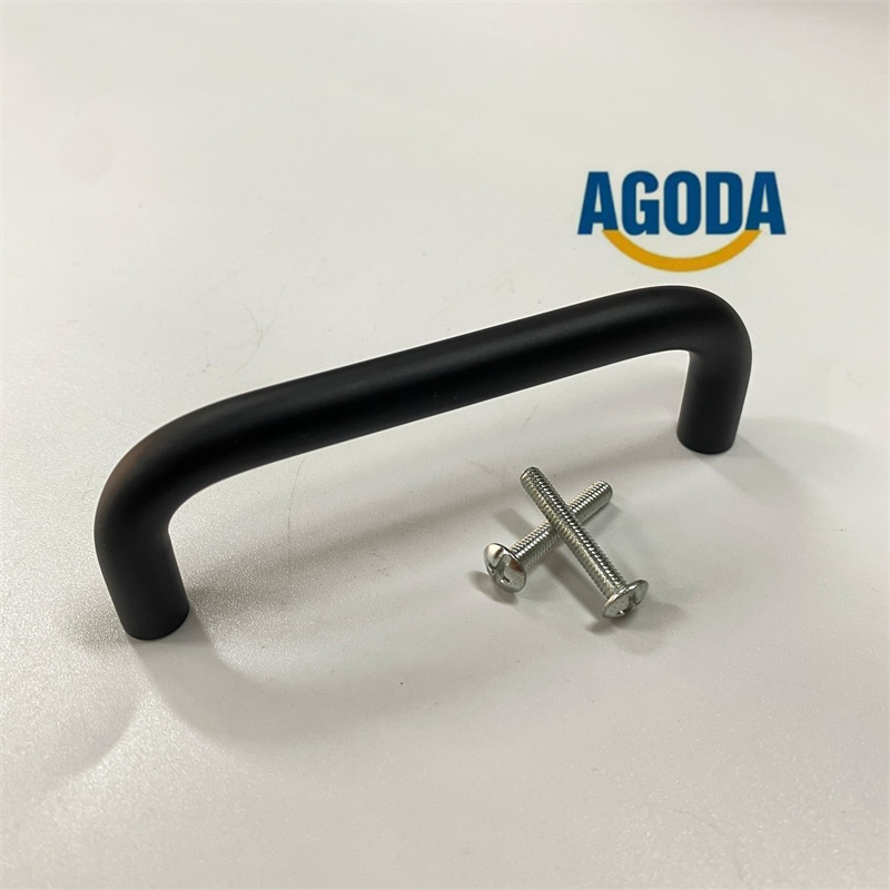 U-shaped black aluminum handle