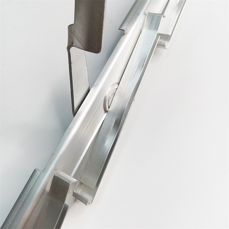 El soporte de la persiana de aluminio se puede personalizar