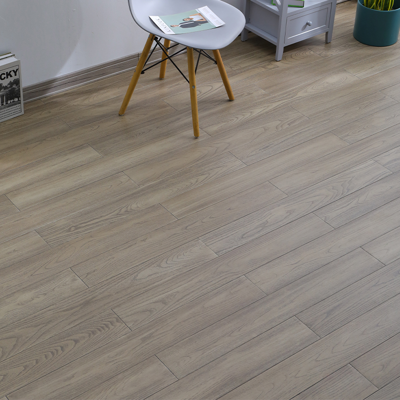 Supply Good Teak Solid Wooden Living Room Floor Wholesale Factory