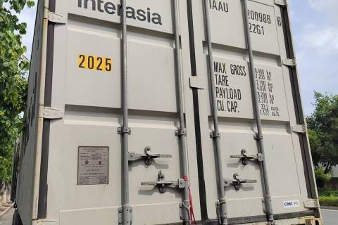 Baojia heeft de containerlading van roestvrijstalen coils (201 J1 en 410 BA) voor klanten in Vietnam voltooid.