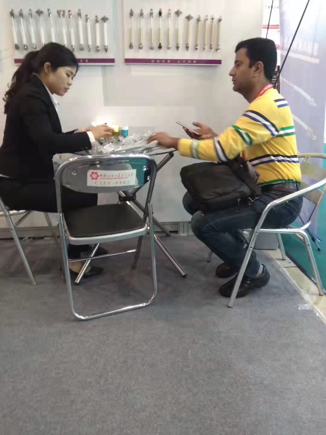 فعالیت های نمایشگاهی