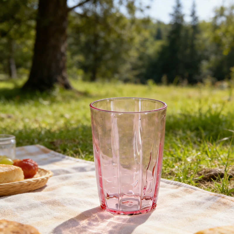 Bicchiere in plastica infrangibile rosa moderno da 400 ml