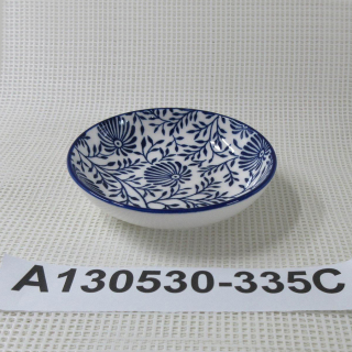 Assiette de cuisine en céramique à fleurs bleues
