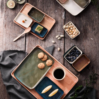 El servicio de mesa de bambú fija las bandejas de madera de la porción de la placa de madera para la cena y la comida del té